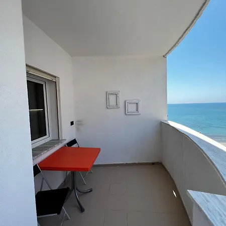 Salty Apartment *